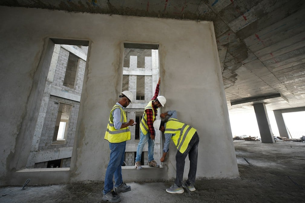 The Ultimate Daily Field Report Checklist for Busy Contractors
